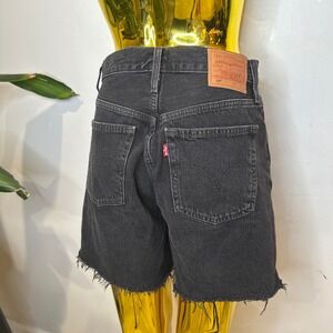 2010s Tumblr Thrashed Levis 501 High Rise Denim Shorts Black Raw Hem Womens 25